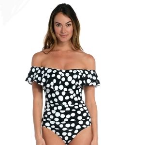 NWT La Blanca one piece swimsuit at size 10